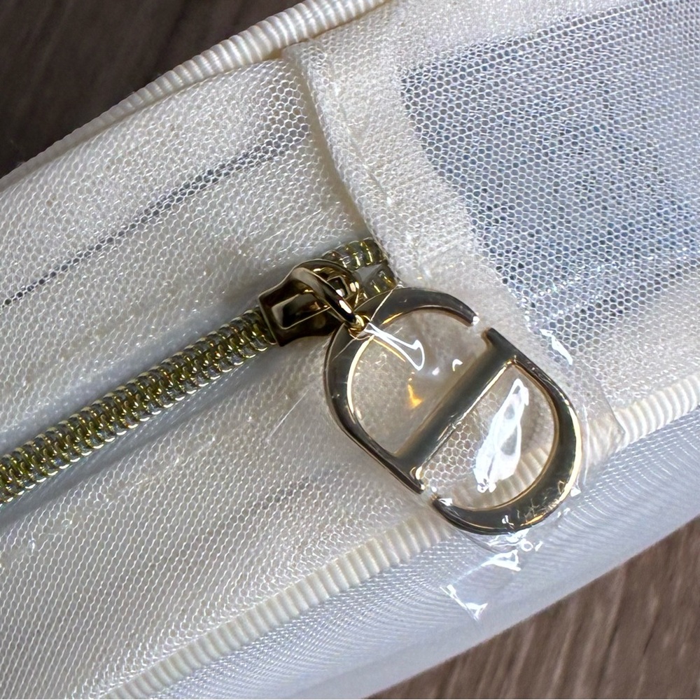 NWT Dior Embroidered Butterfly Round Mesh Cosmetic Pouch in Cream & Pink - Picture 4 of 7